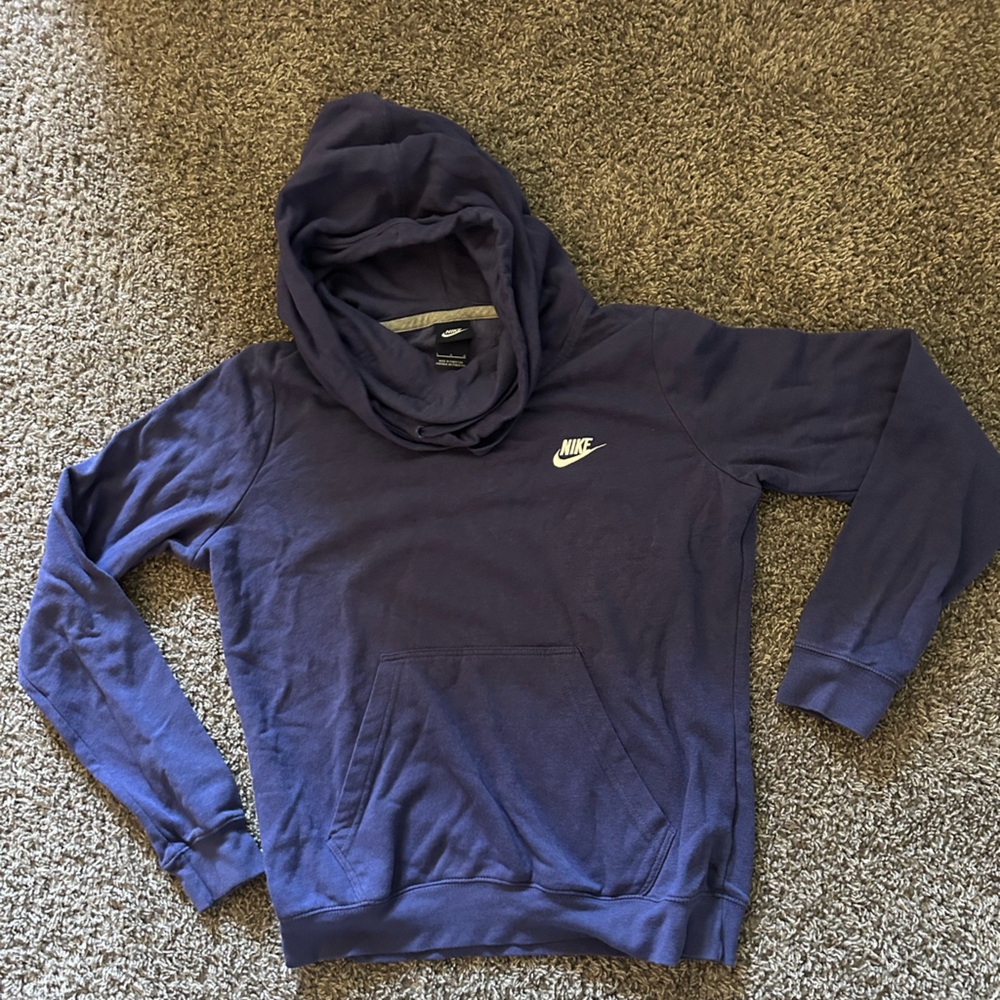Women’s purple Nike hoodie || size L
